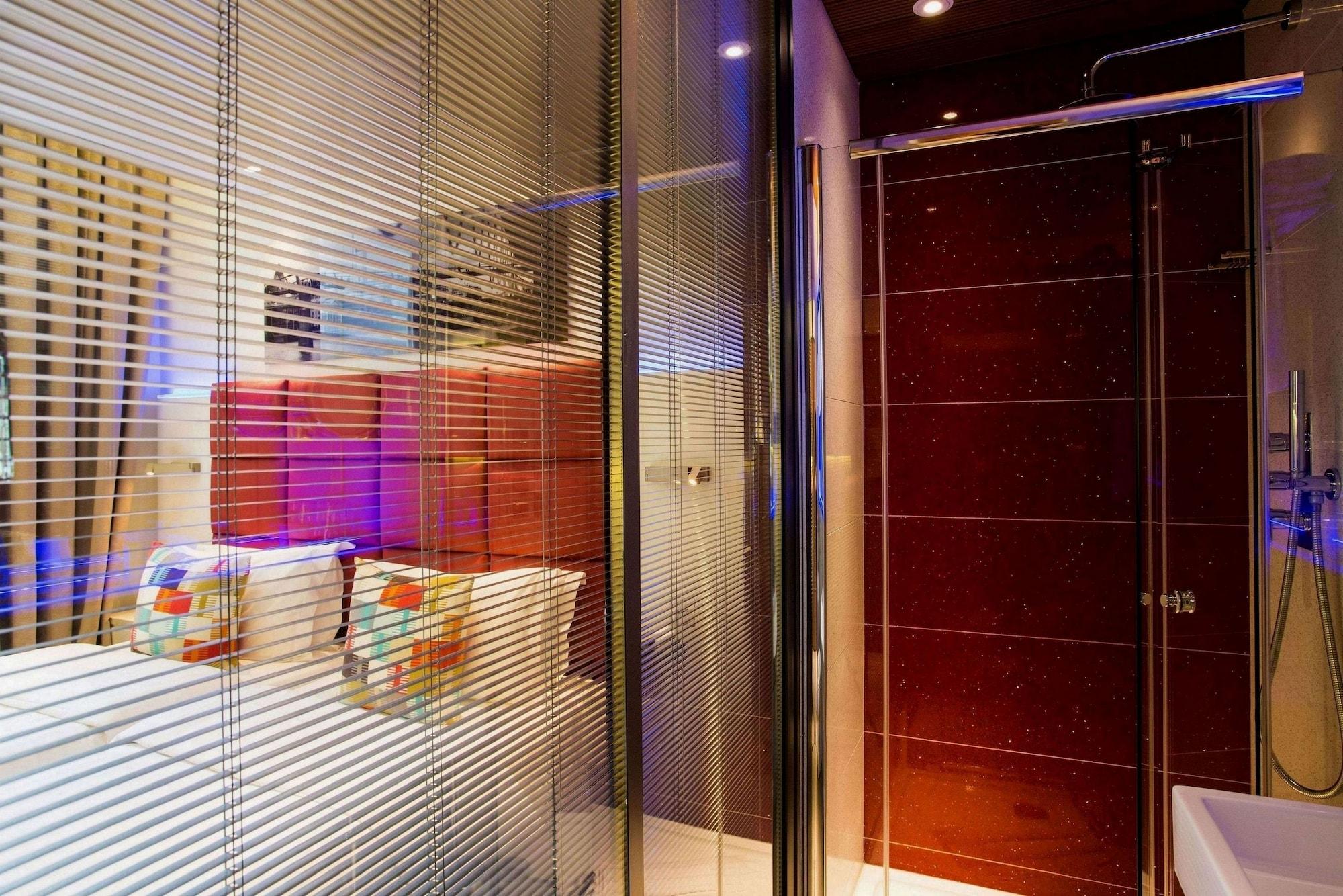 Henley House 4* Londra